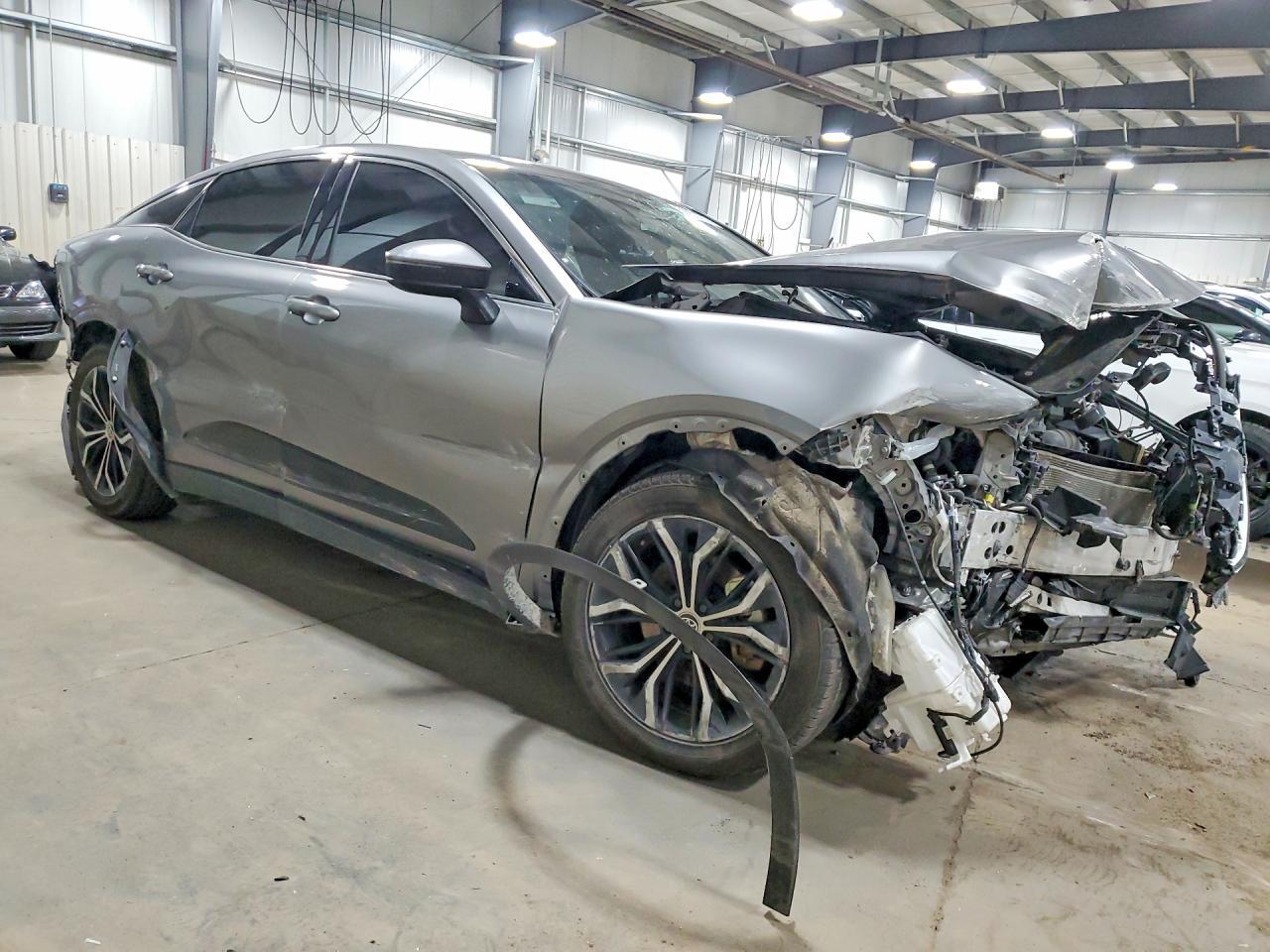 2023 Toyota Crown Limited - Image 4