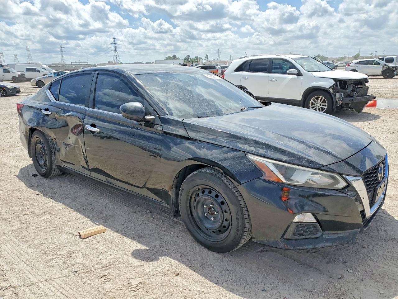2020 Nissan Altima 2.5 S - Image 4