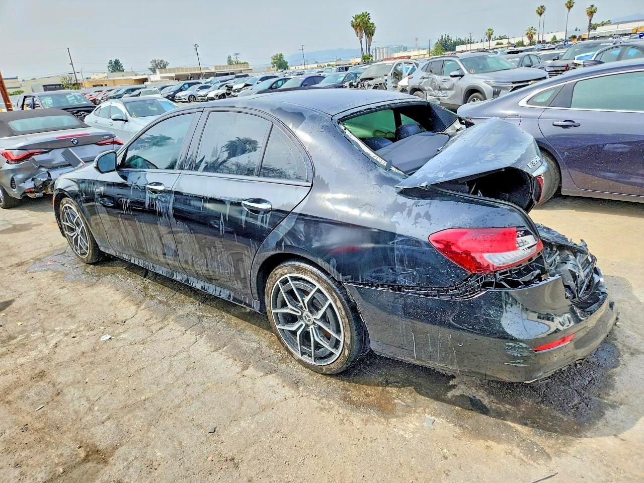 2022 Mercedes-Benz E 350 - Фото 2