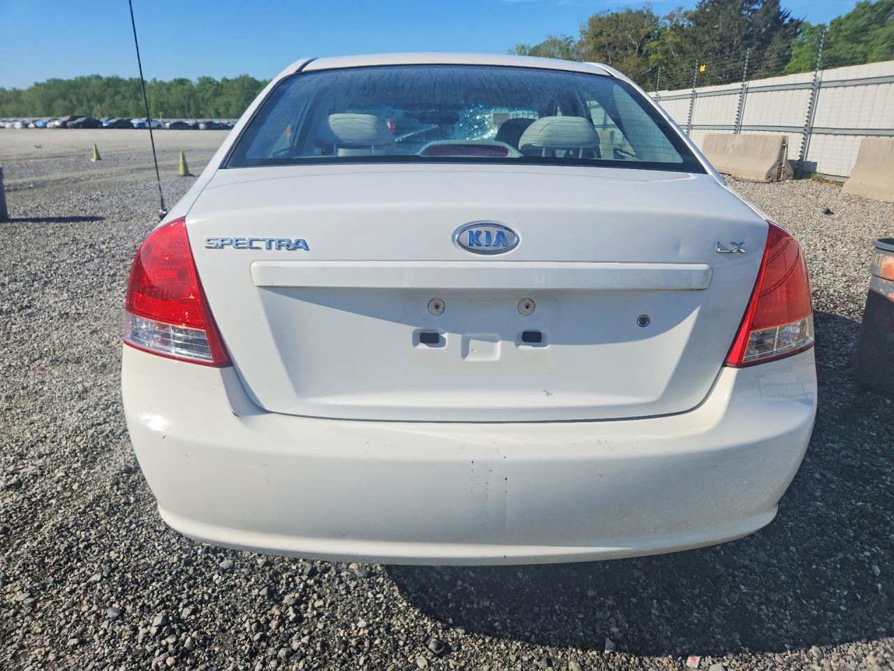 2008 Kia Spectra Lx - Image 6