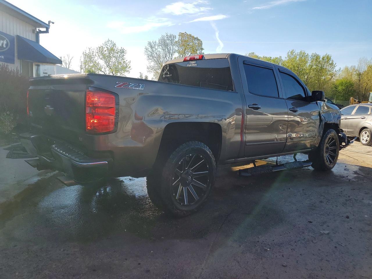 2015 Chevrolet Silverado K1500 Lt - Image 3