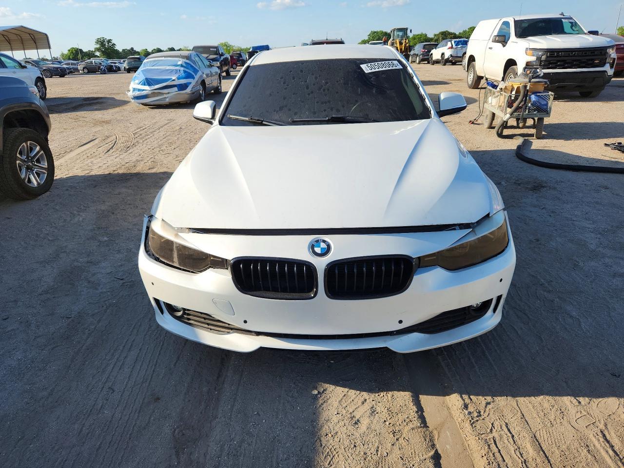 2015 BMW 320 I - Фото 5
