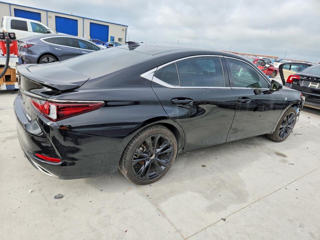 2023 Lexus Es - Фото 3