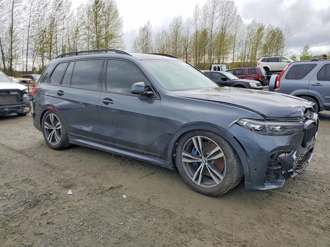 2020 BMW X7 M50I - Фото 4
