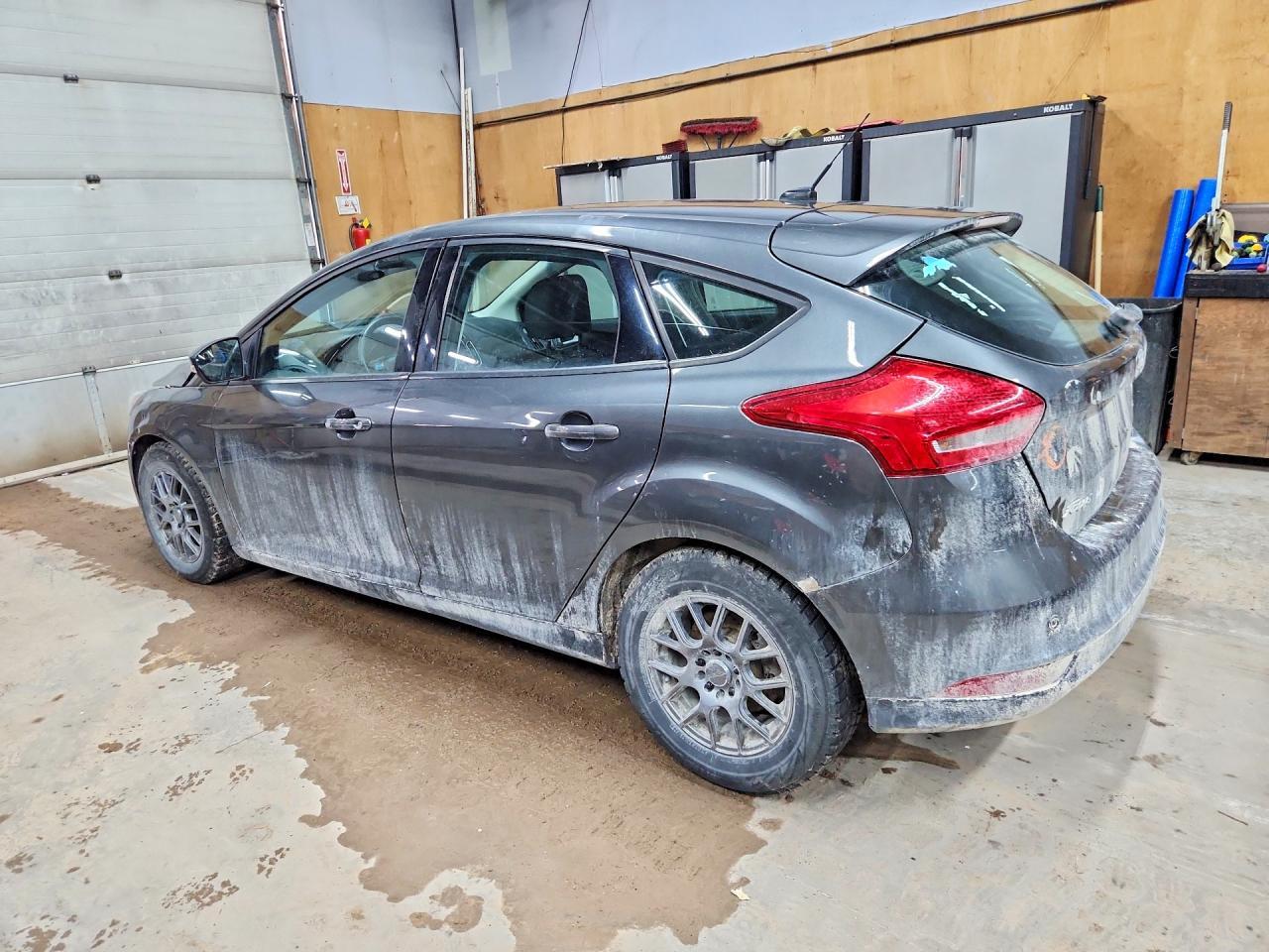 2017 Ford Focus Sel - Image 2