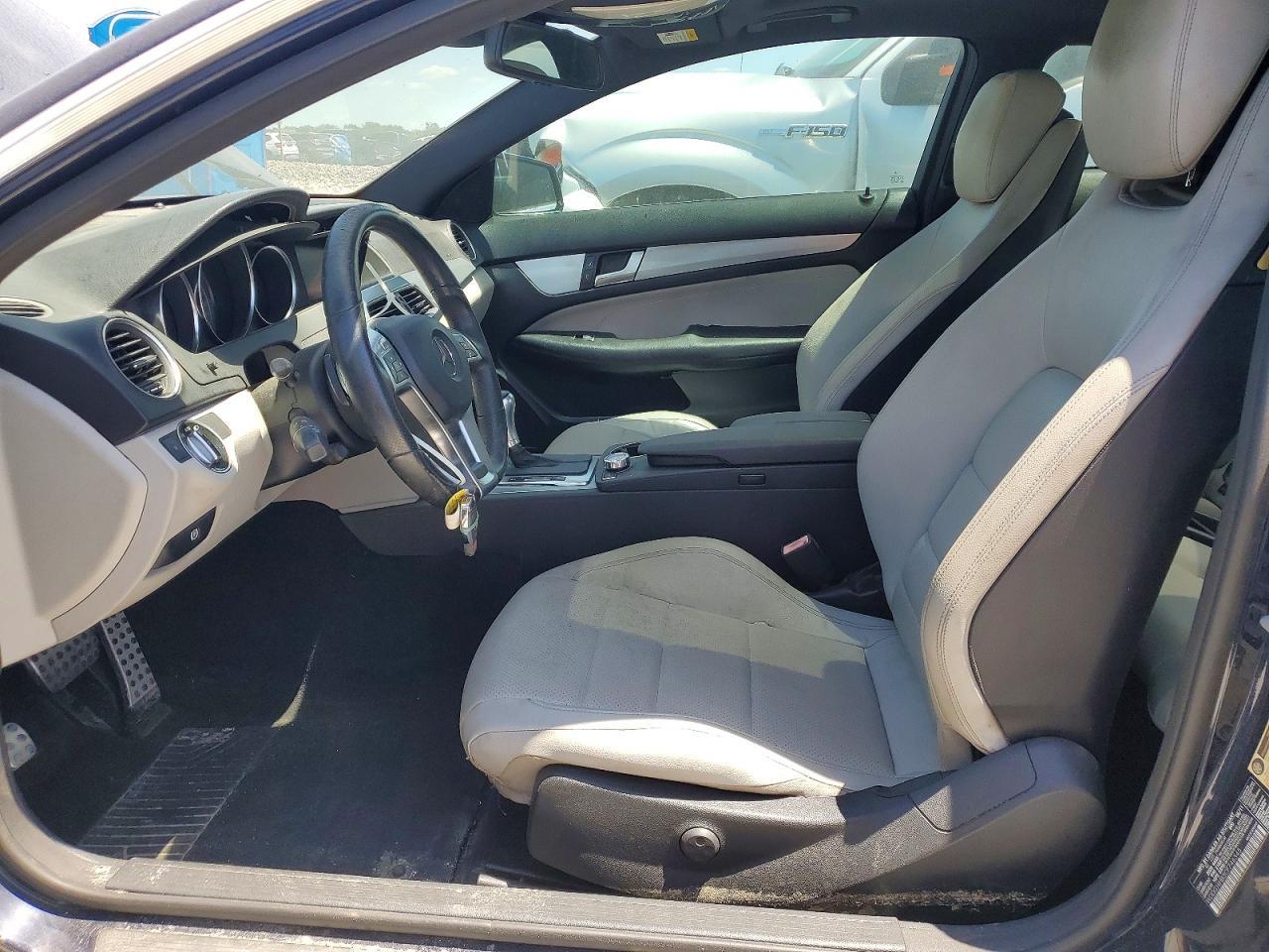 2012 Mercedes-Benz C 250 - Фото 7