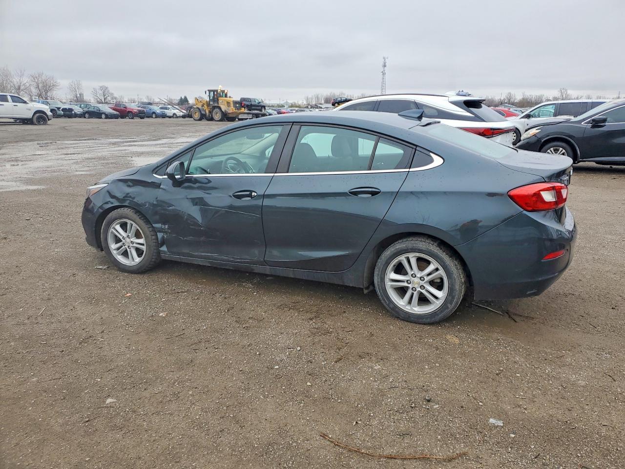 2018 Chevrolet Cruze Lt - Фото 2