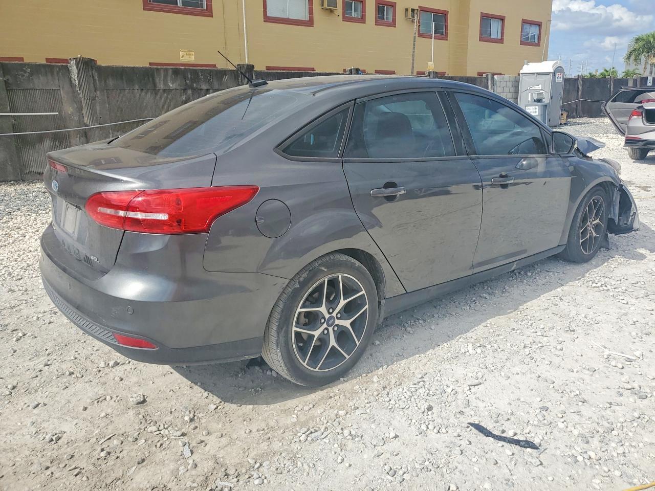 2018 Ford Focus Sel - Фото 3