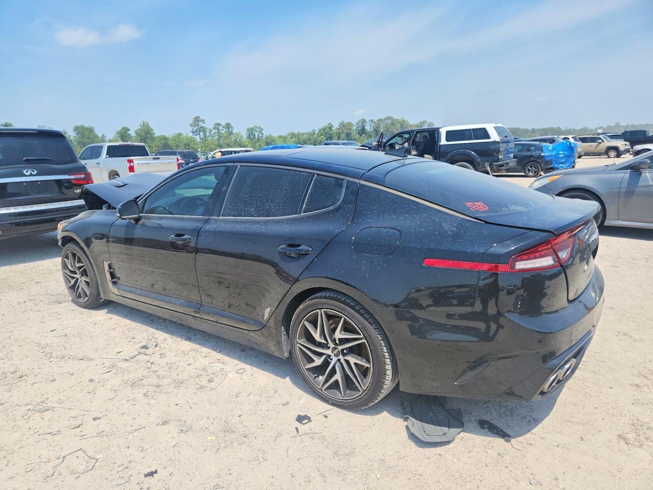 2022 Kia Stinger Gt Line - Фото 2