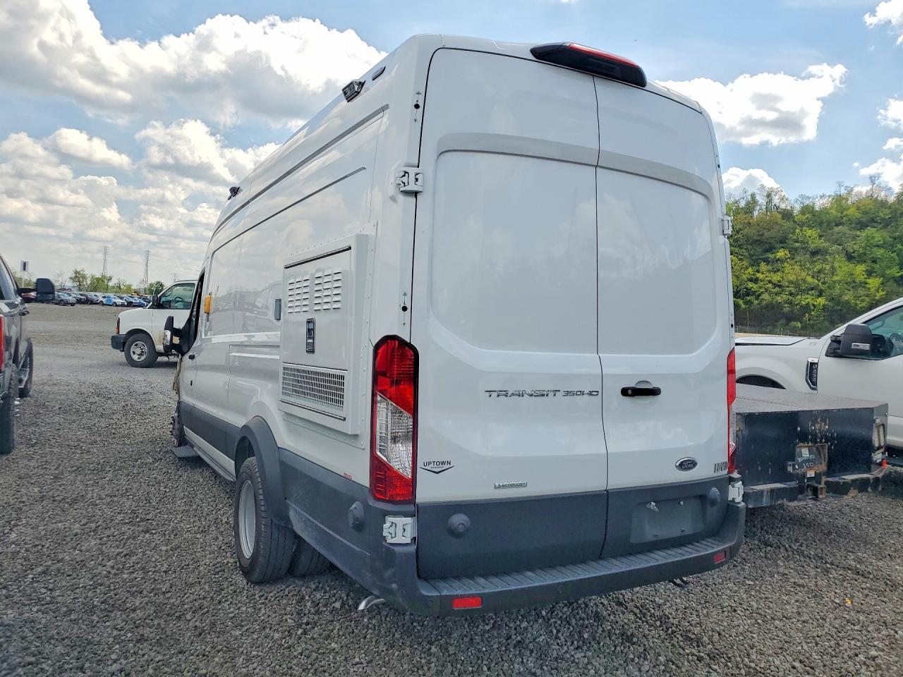 2025 Ford Transit 350 Hd Delivery Van - Фото 2