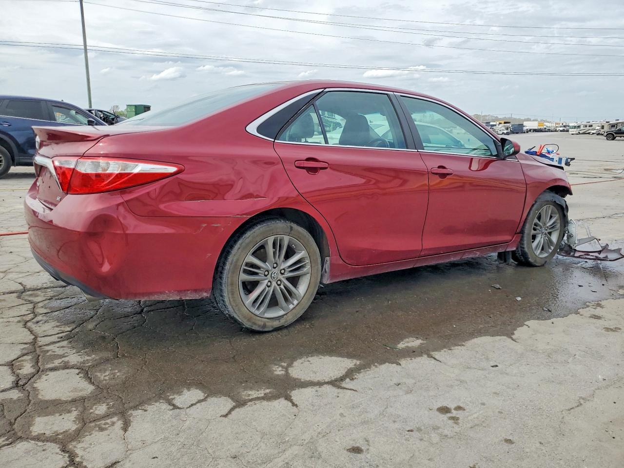 2017 Toyota Camry Se - Image 3