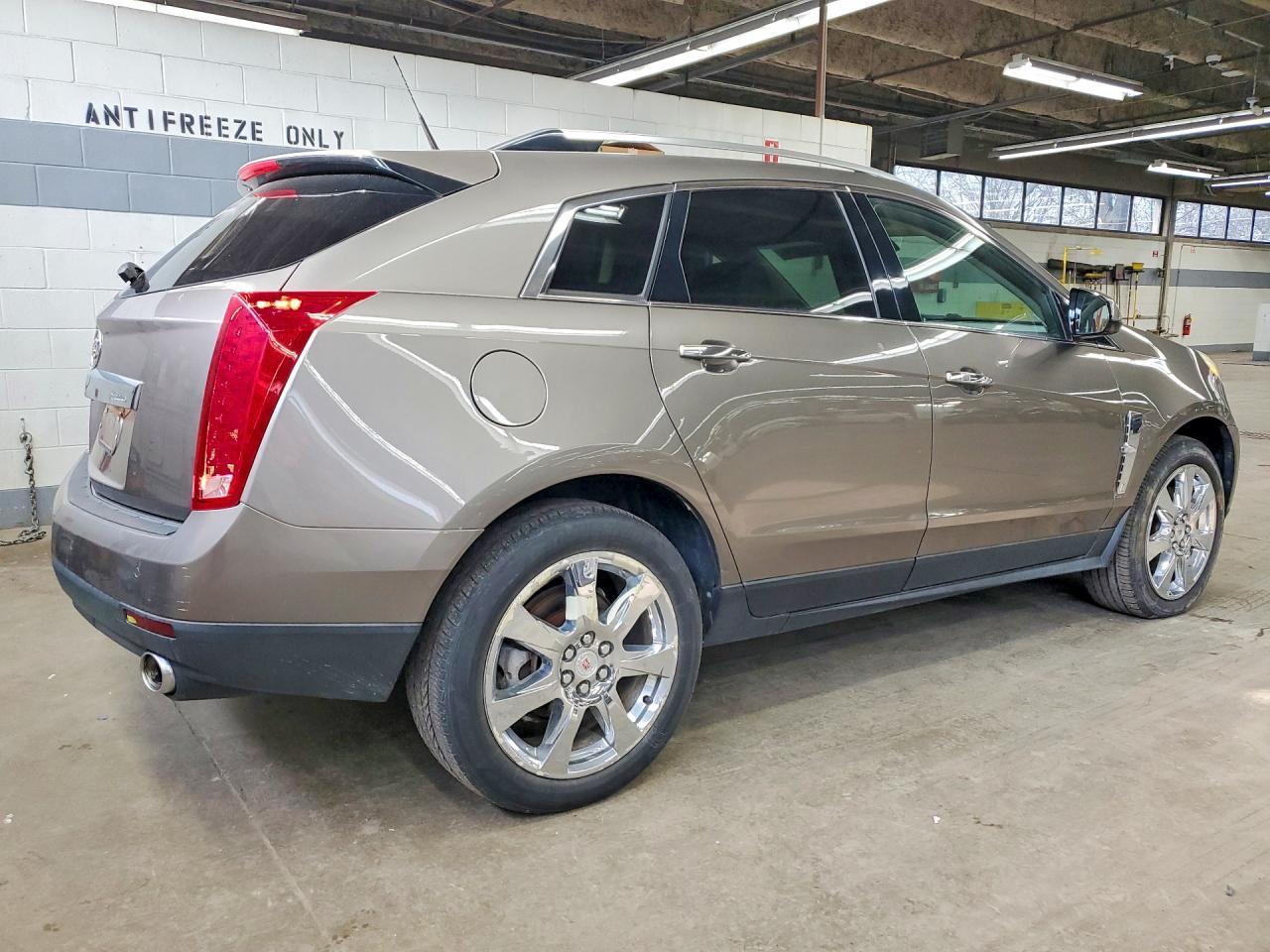 2011 Cadillac Srx - Image 3