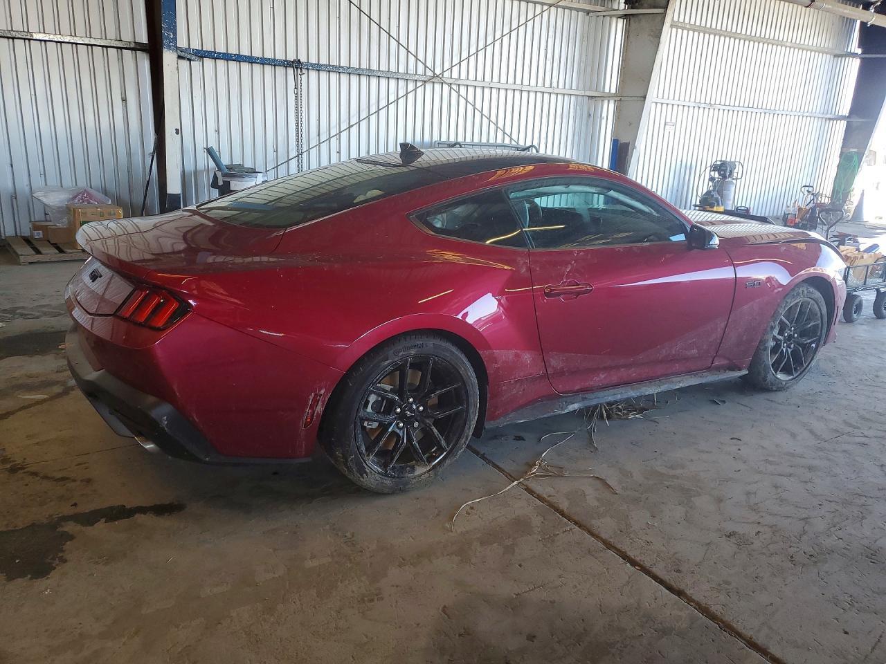 2025 Ford Mustang Gt - Image 3