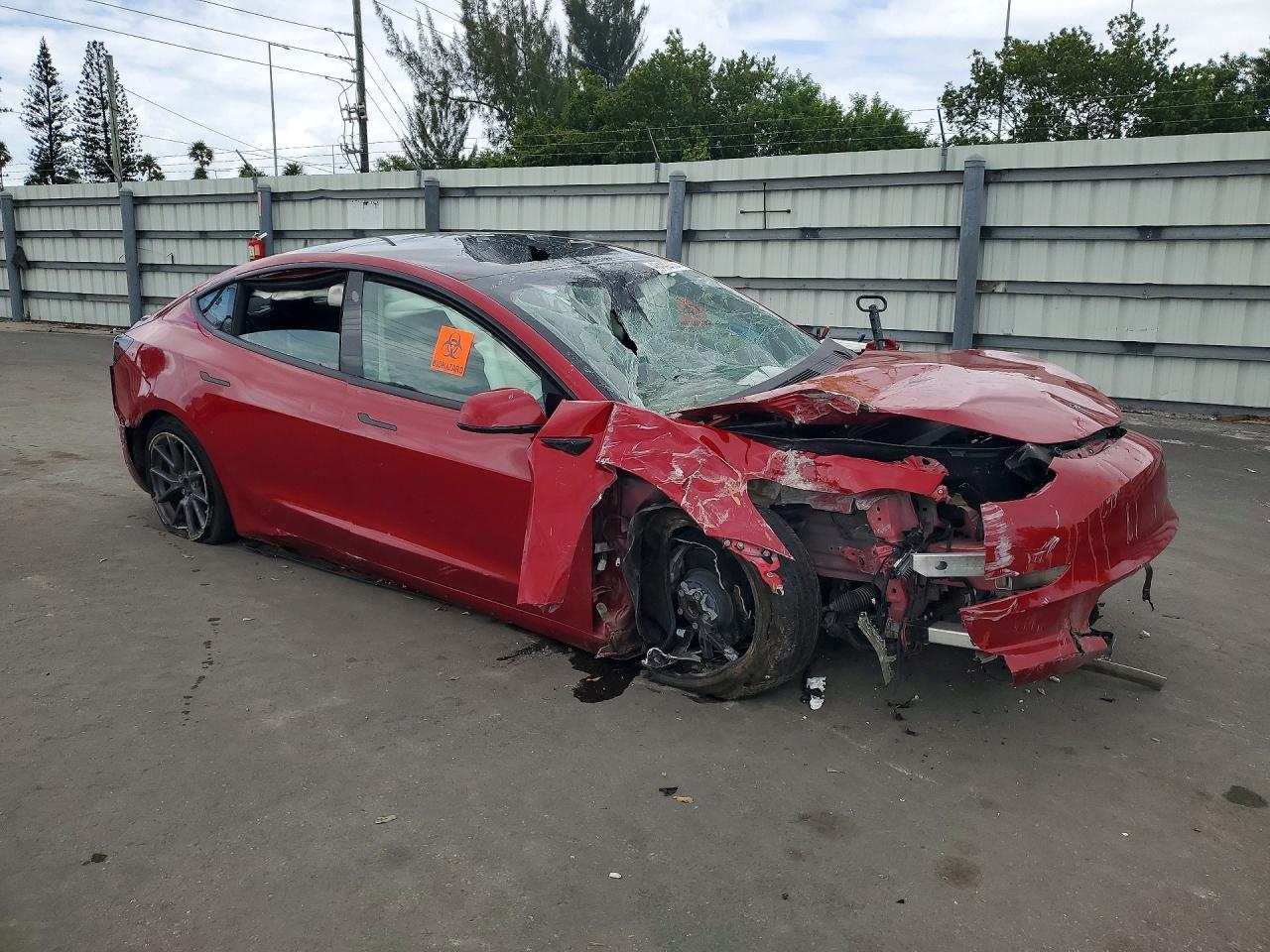 2023 Tesla Model 3 - Image 4