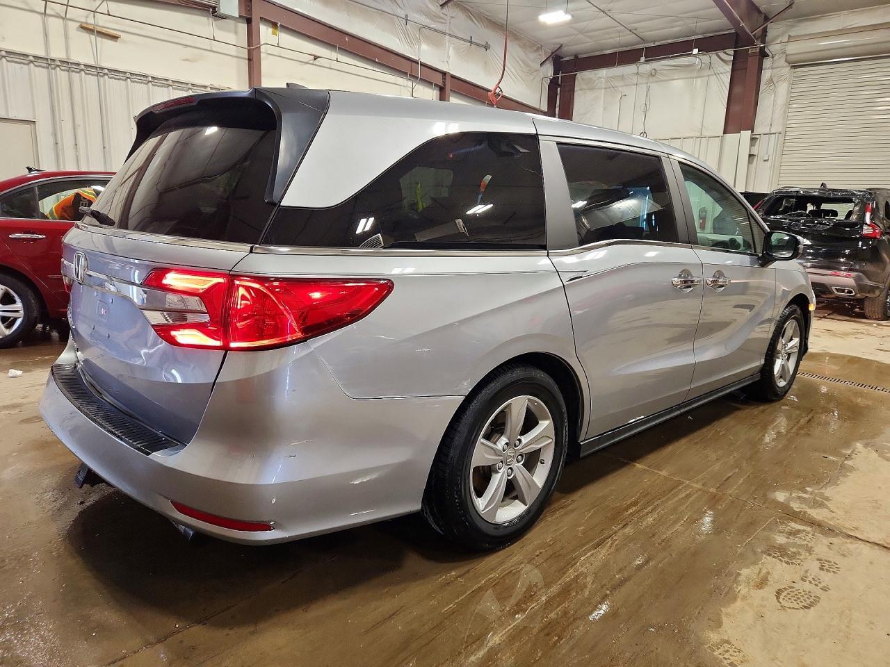 2020 Honda Odyssey Ex - Фото 3