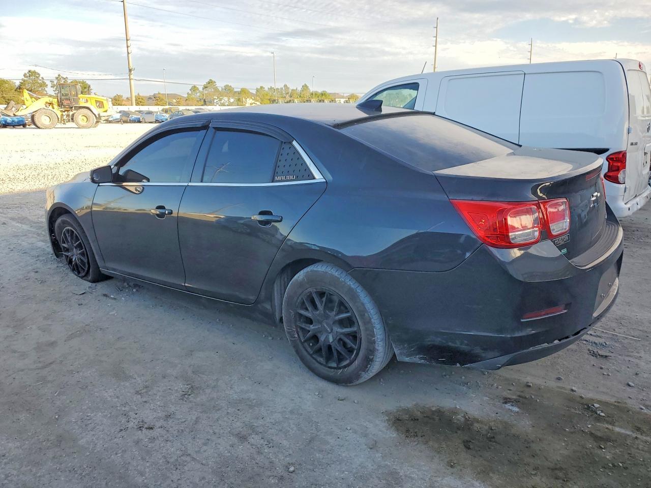 2015 Chevrolet Malibu 1Lt - Image 2