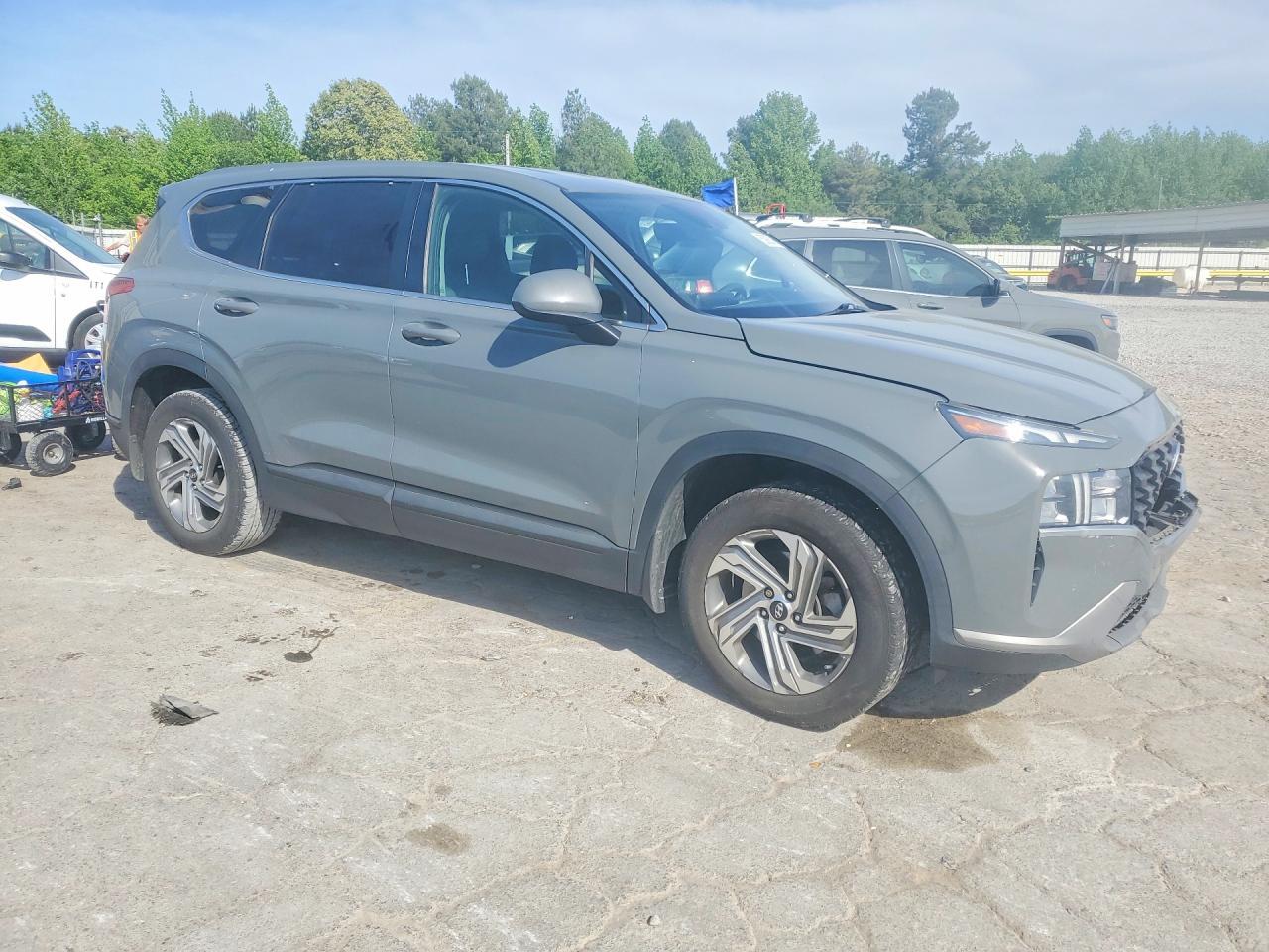 2022 Hyundai Santa Fe Se - Image 4