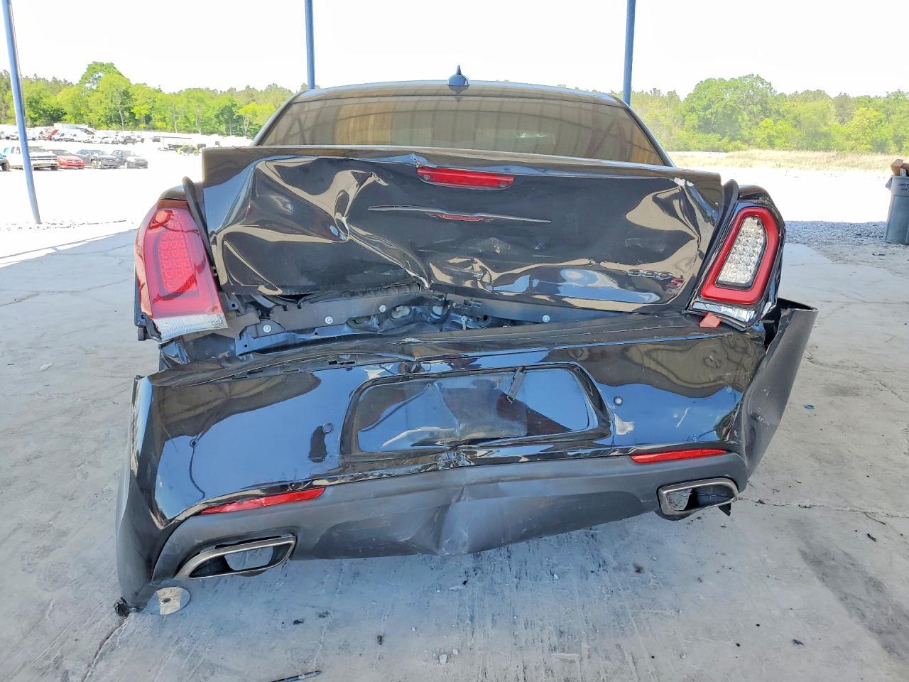 2022 Chrysler 300 S - Фото 6