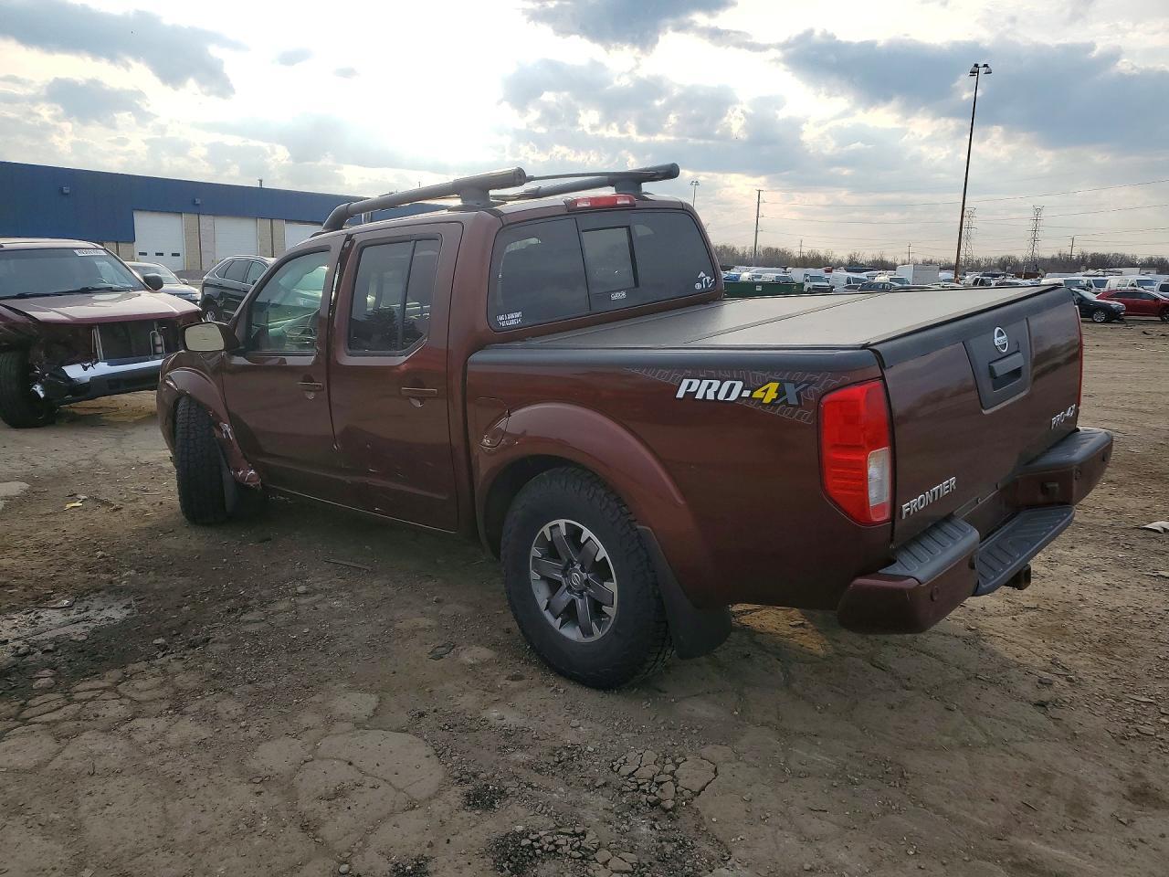 2016 Nissan Frontier Pro-4X - Фото 2