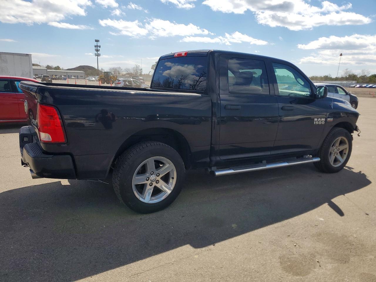 2014 Ram 1500 St - Image 3