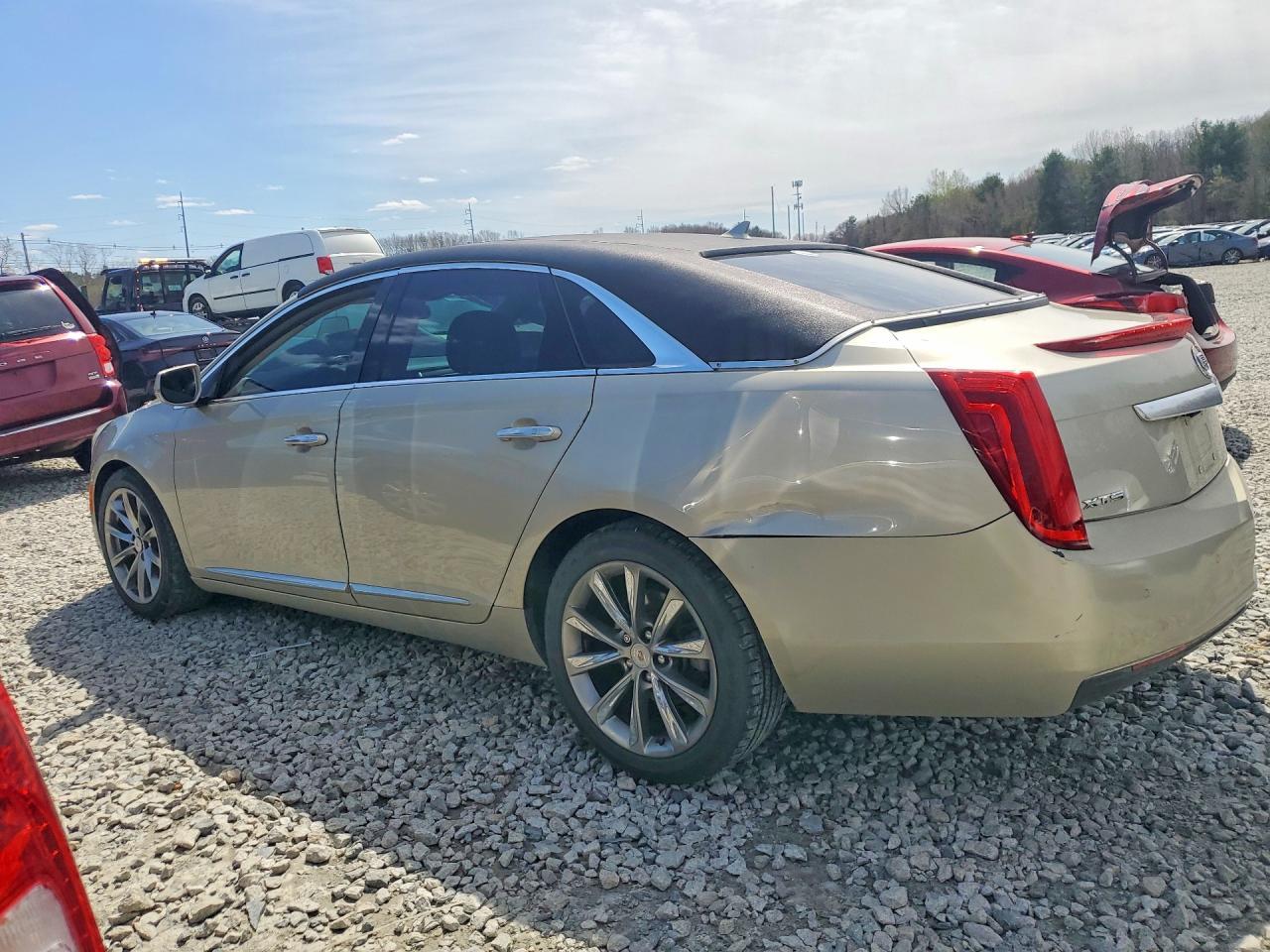 2013 Cadillac Xts - Image 2