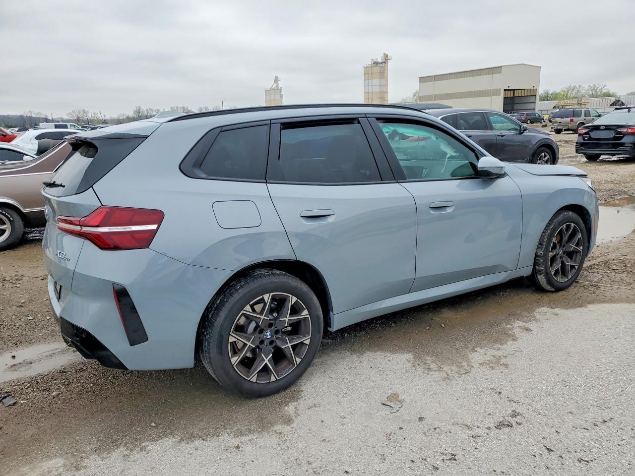 2026 BMW X3 30 xDrive - Фото 3