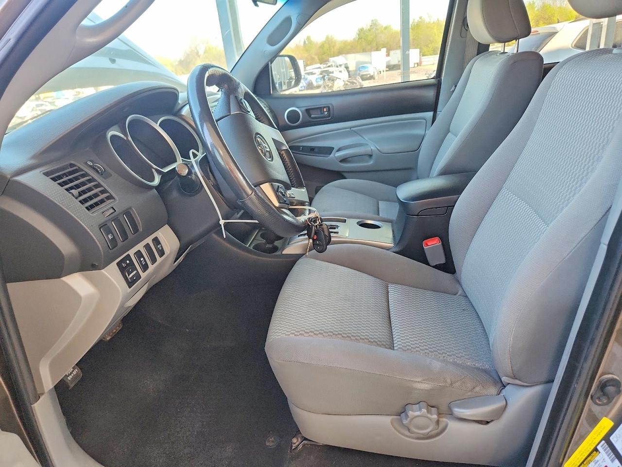 2014 Toyota Tacoma Double Cab - Фото 7