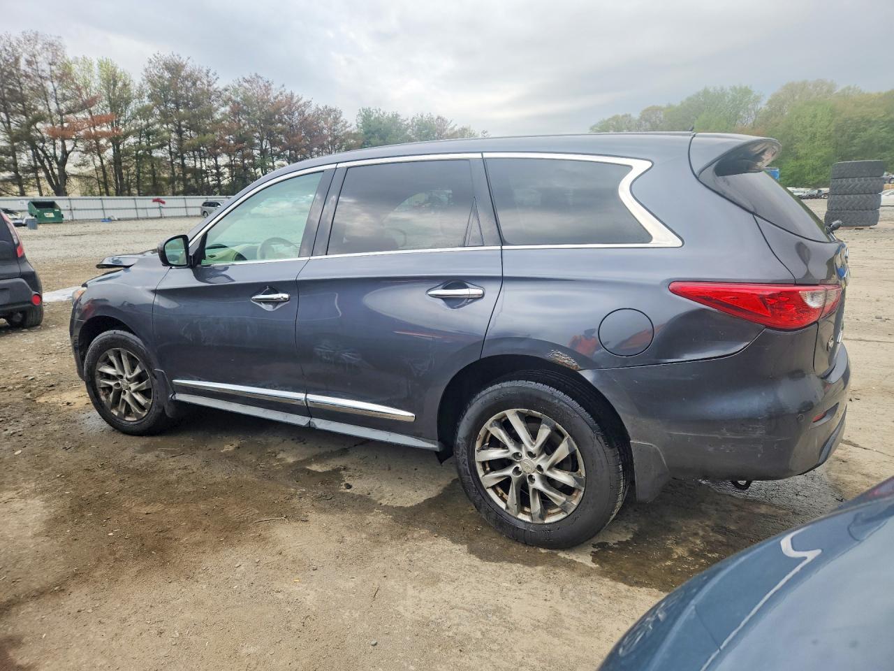 2013 Infiniti Jx35 Base - Фото 2