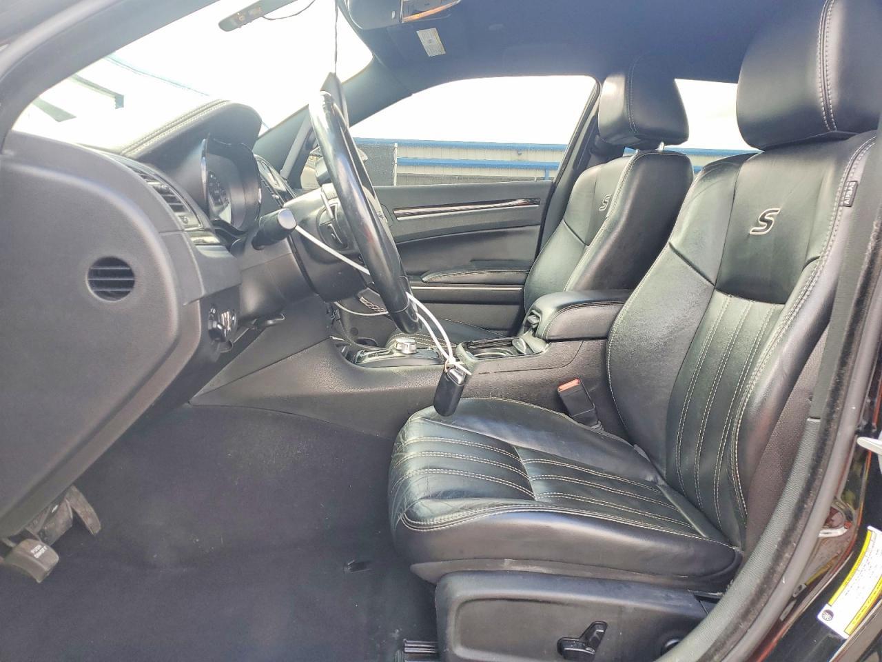2019 Chrysler 300 S - Фото 7