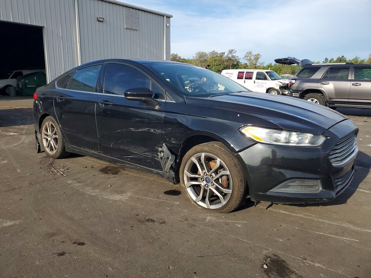2017 Ford Fusion S - Фото 4