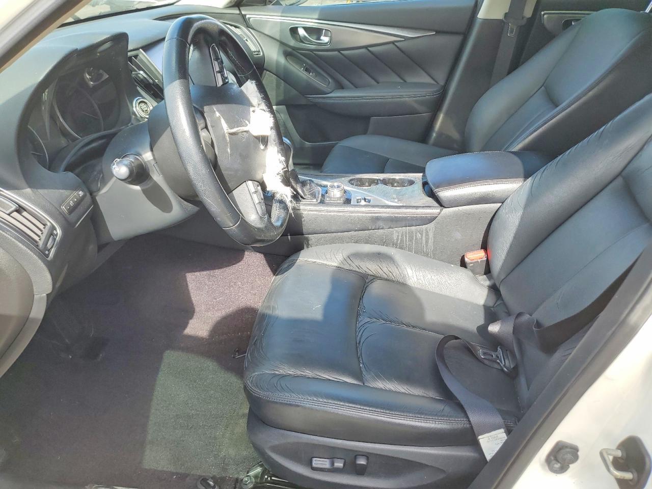 2015 Infiniti Q50 Base - Image 7