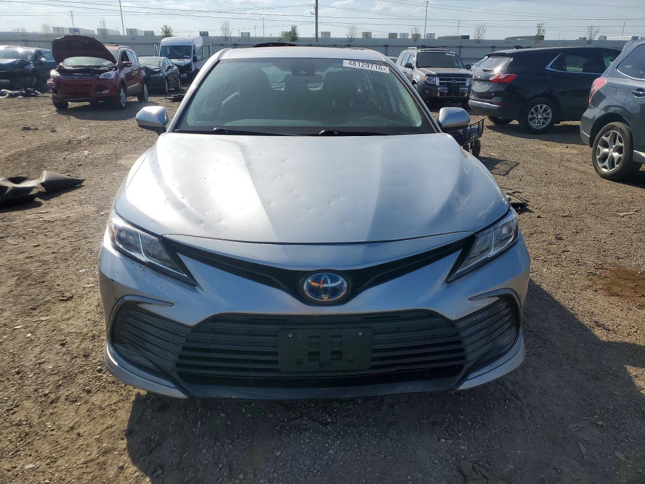 2024 Toyota Camry Hybrid Le - Фото 5