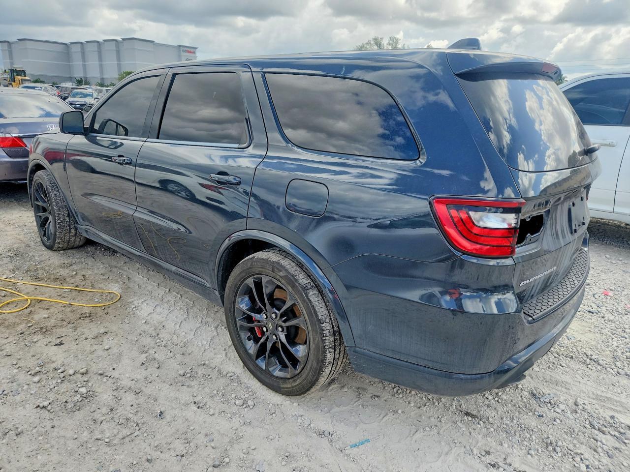 2018 Dodge Durango Srt - Image 2