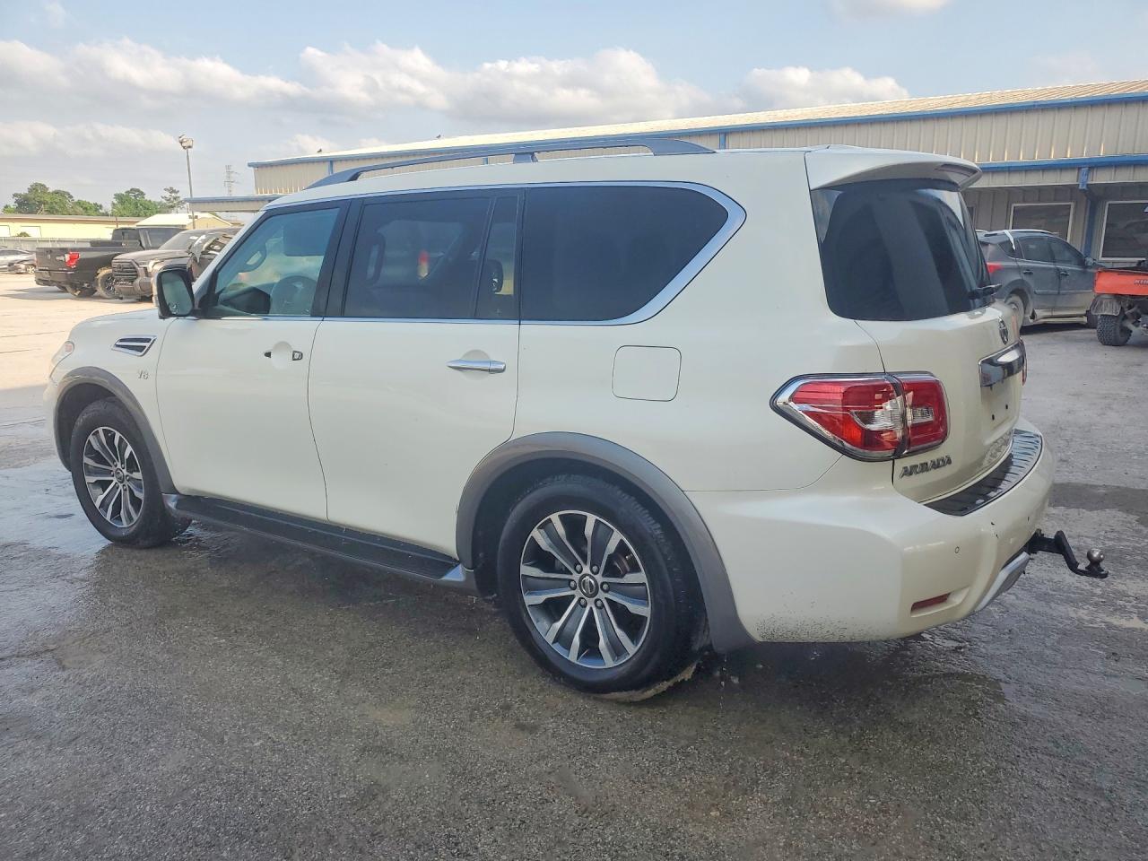 2018 Nissan Armada Sl - Фото 2