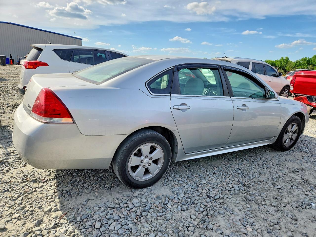 2010 Chevrolet Impala Lt - Image 3