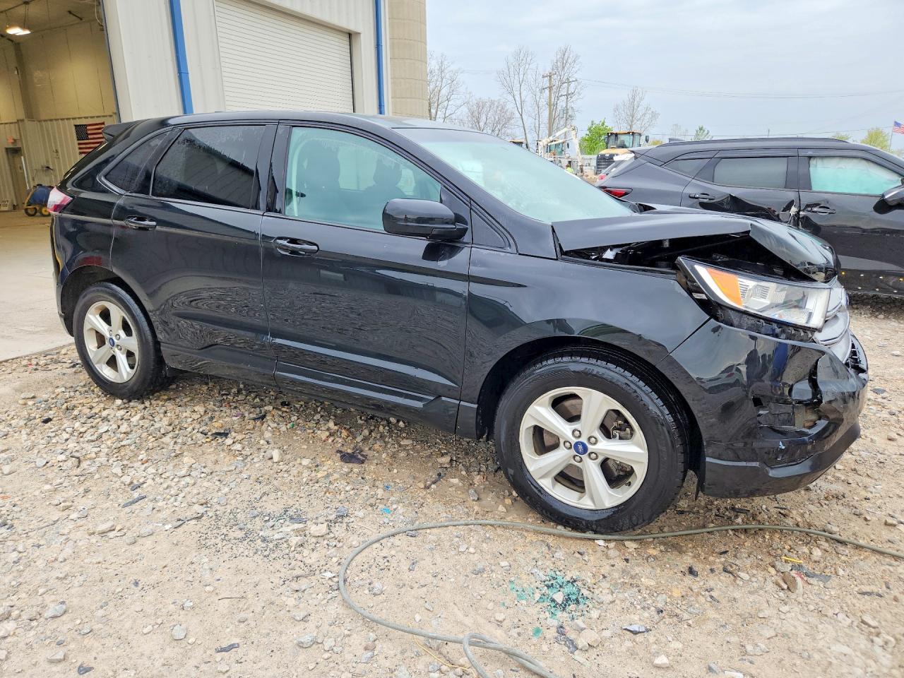 2015 Ford Edge Se - Фото 4