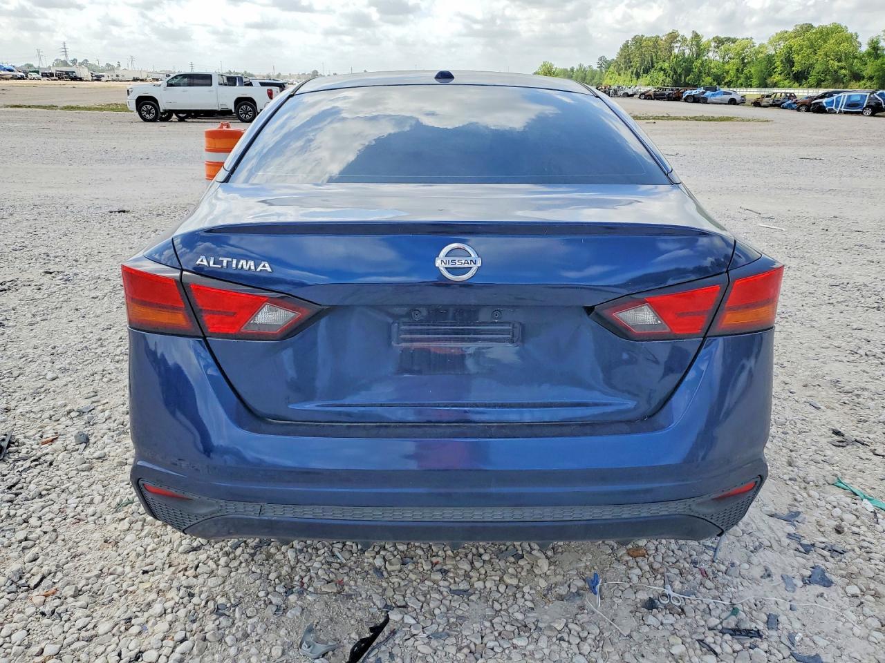 2019 Nissan Altima 2.5 S - Фото 6