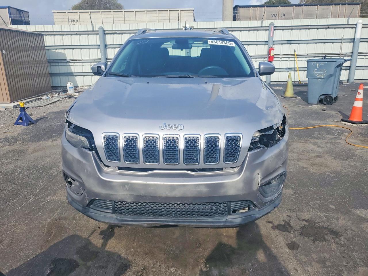 2019 Jeep Cherokee Latitude - Фото 5