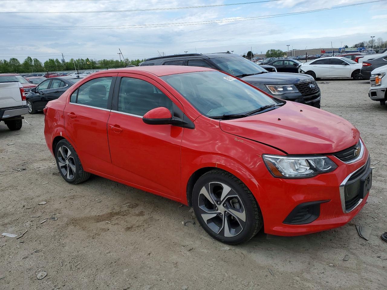 2020 Chevrolet Sonic Premier - Фото 4
