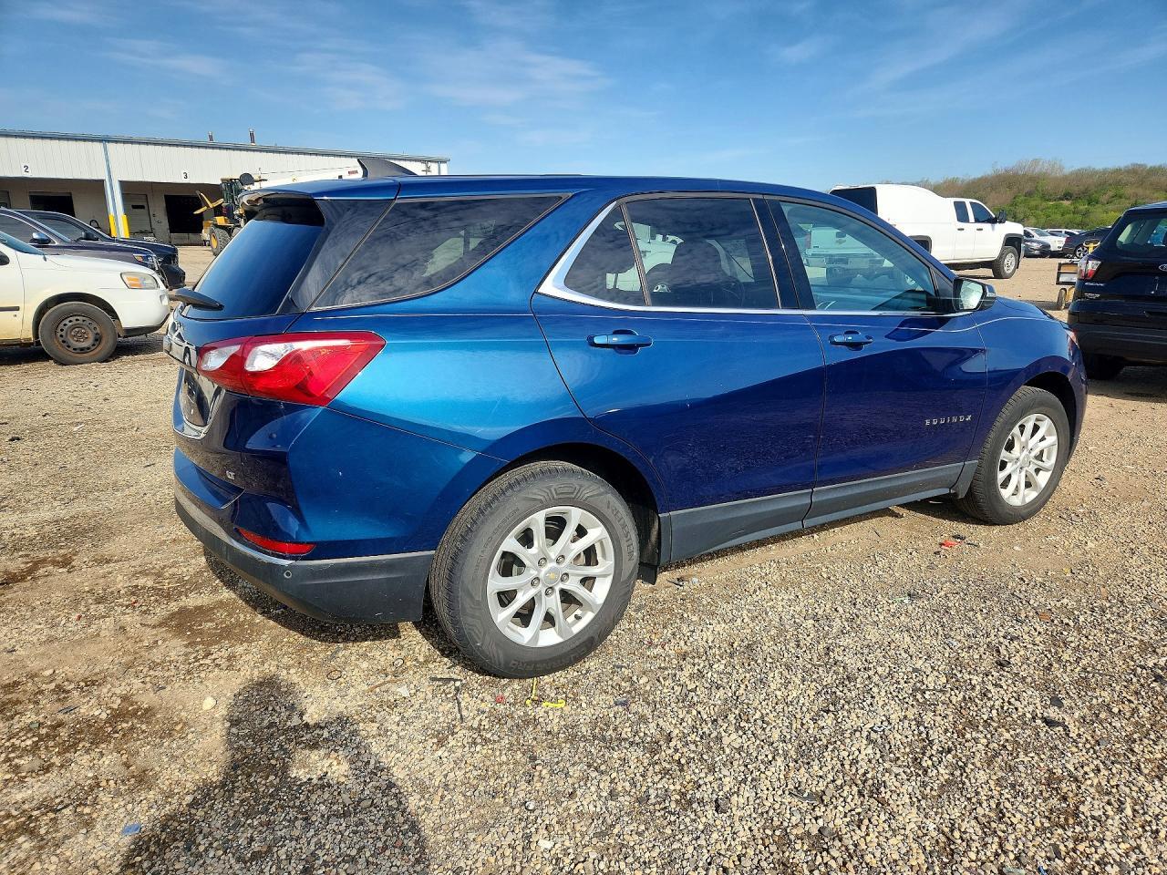 2019 Chevrolet Equinox Lt - Image 3