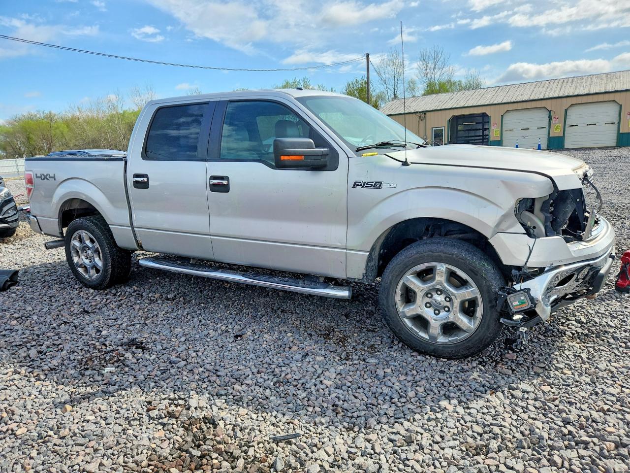 2014 Ford F150 Supercrew - Image 4