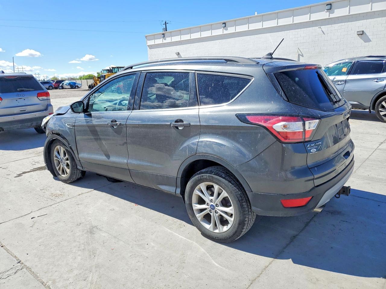 2018 Ford Escape Se - Фото 2