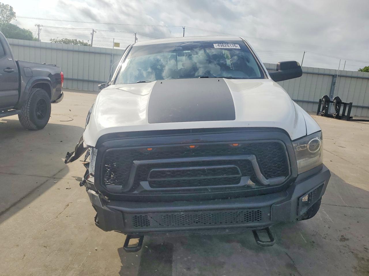 2019 Ram 1500 Classic Slt - Image 5