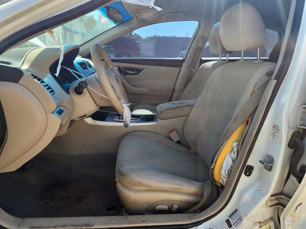 2014 Nissan Altima 2.5 S - Image 7