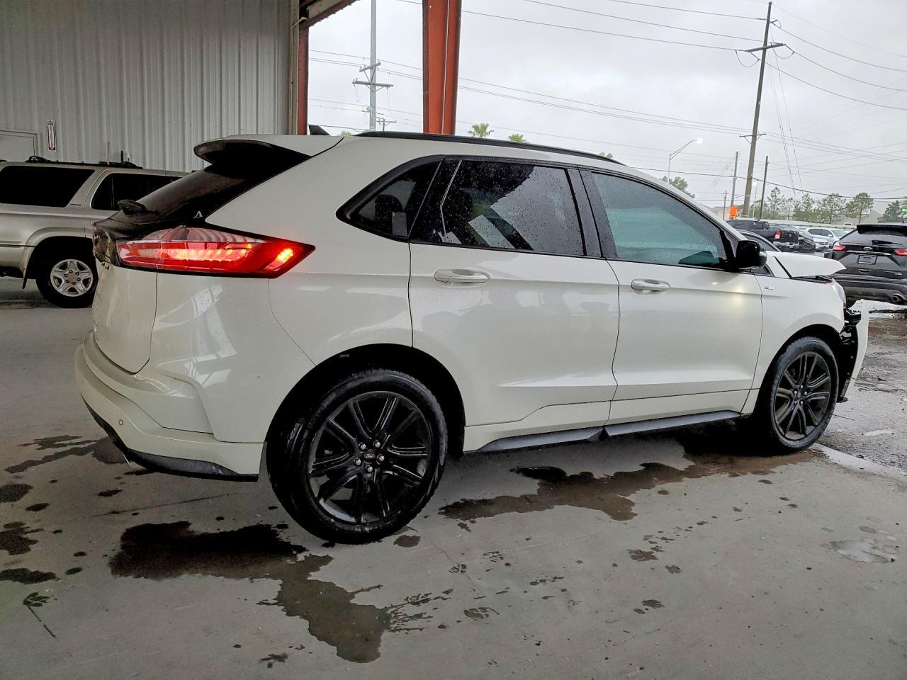 2020 Ford Edge Sel - Фото 3