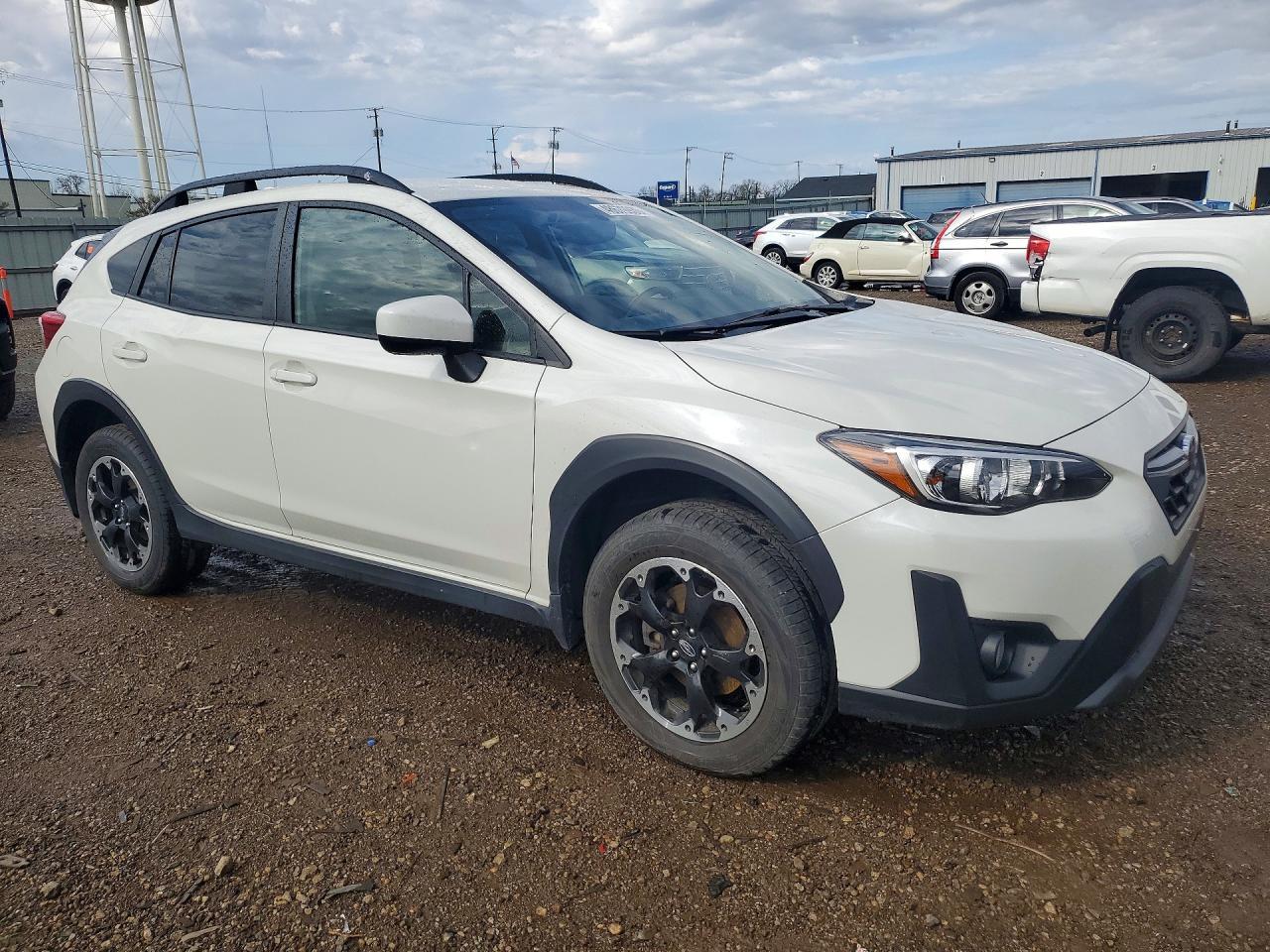 2023 Subaru Crosstrek Premium - Image 4