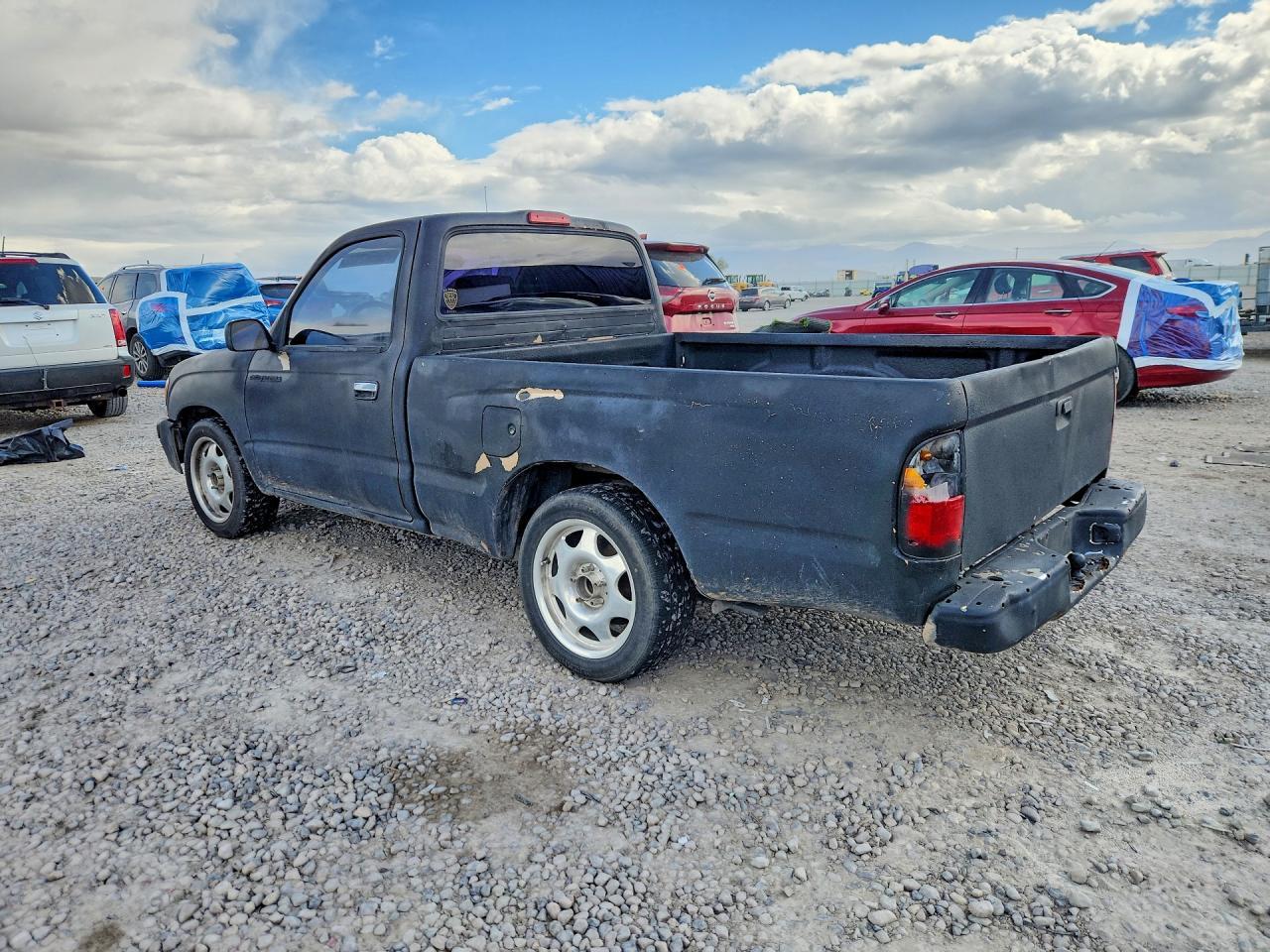 1999 Toyota Tacoma Base - Фото 2