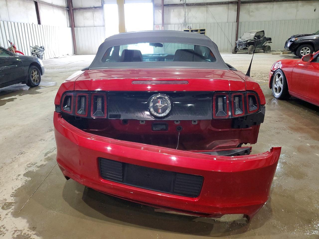 2013 Ford Mustang - Фото 6