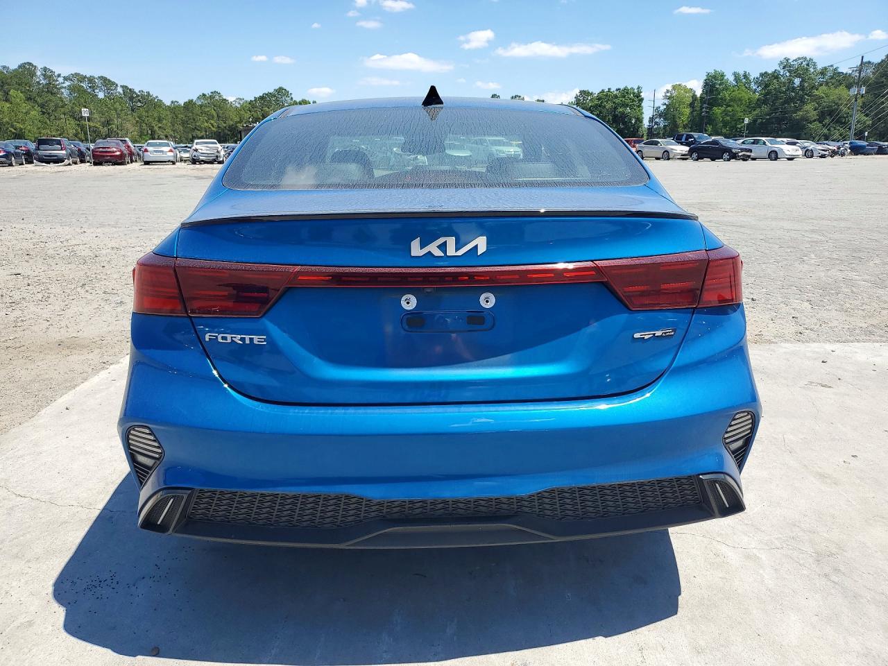 2022 Kia Forte Gt Line - Фото 6