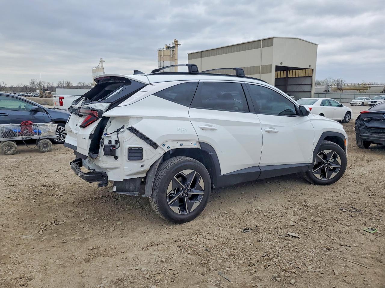 2026 Hyundai Tucson Sel - Image 3